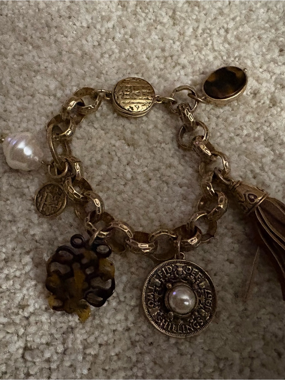 Gold Tone Pearl & Charm Link Bracelet